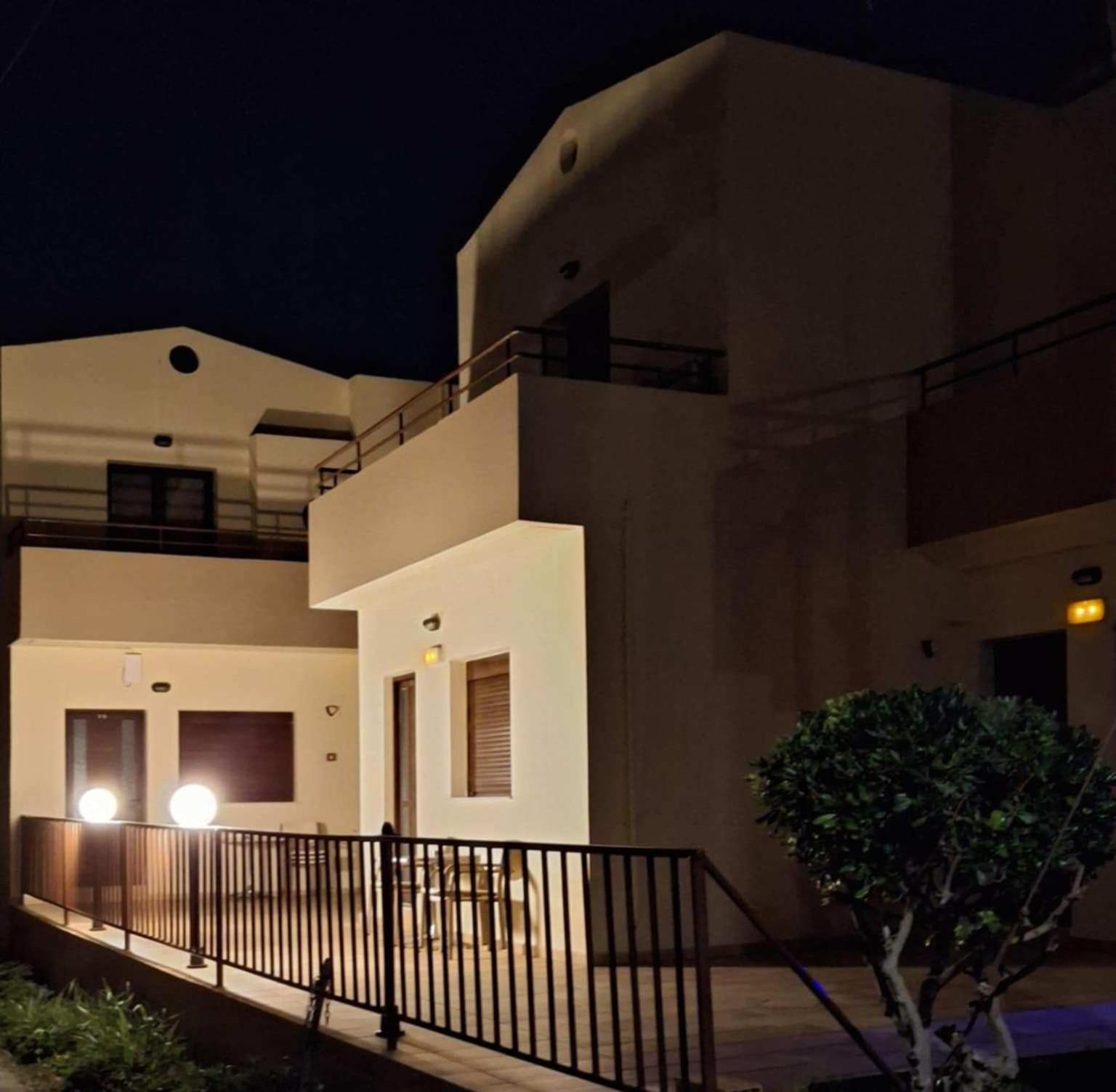 Lola'S Hotel Платаньяс Экстерьер фото